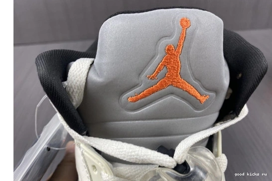 Total DC1060-100 5 DC1060-100 Air Jordan Retro Orange 0320